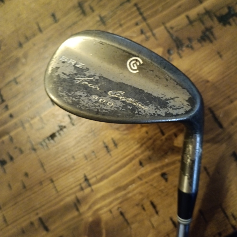 Cleveland Golf Tour Action 900 BRZ 56 Degree Sand Wedge Right Handed Steel Shaft